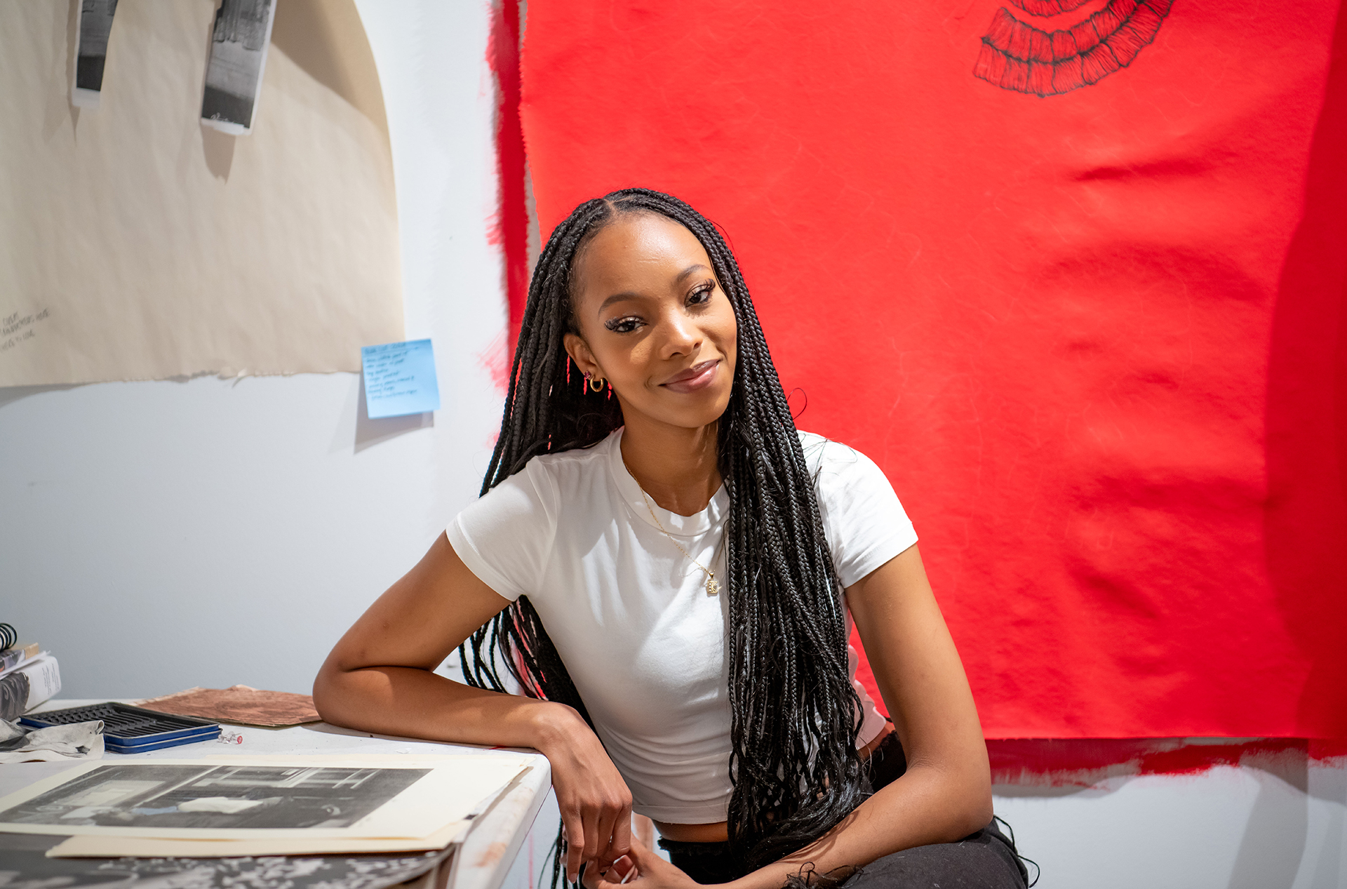 Photo of artists Kai Offset in her studio