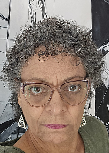 landing_haydee_headshot Photo of artist Haydee Landing Gordon