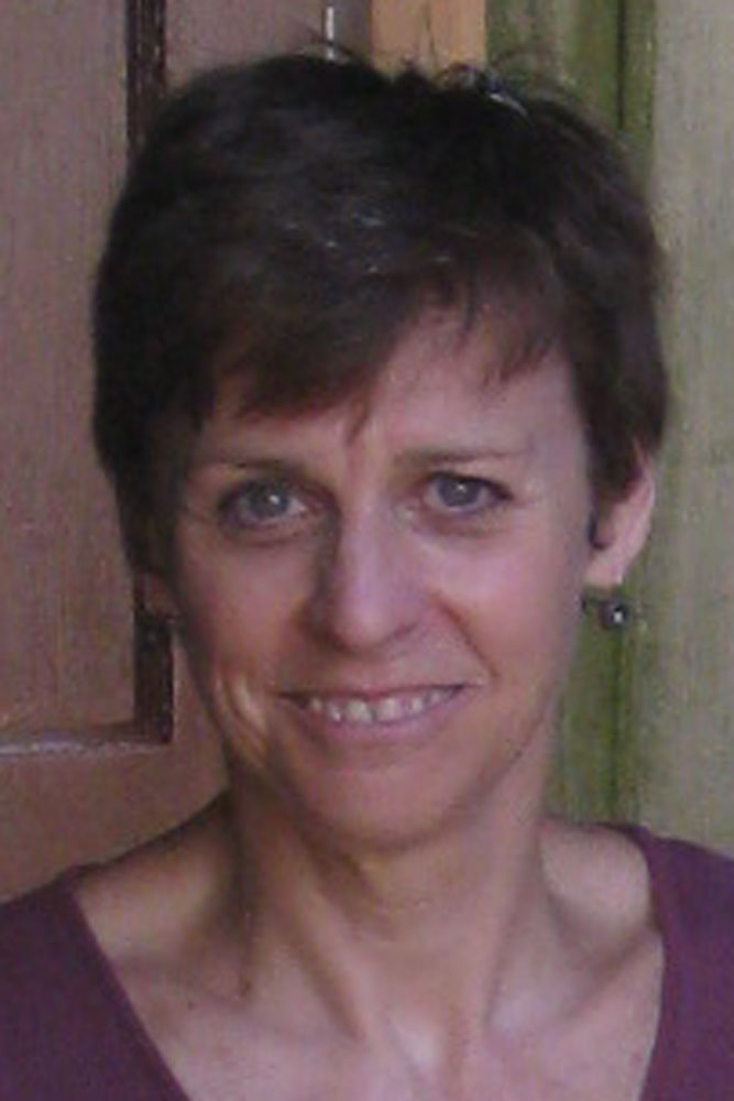 Photo of artist NIcholas Ruth